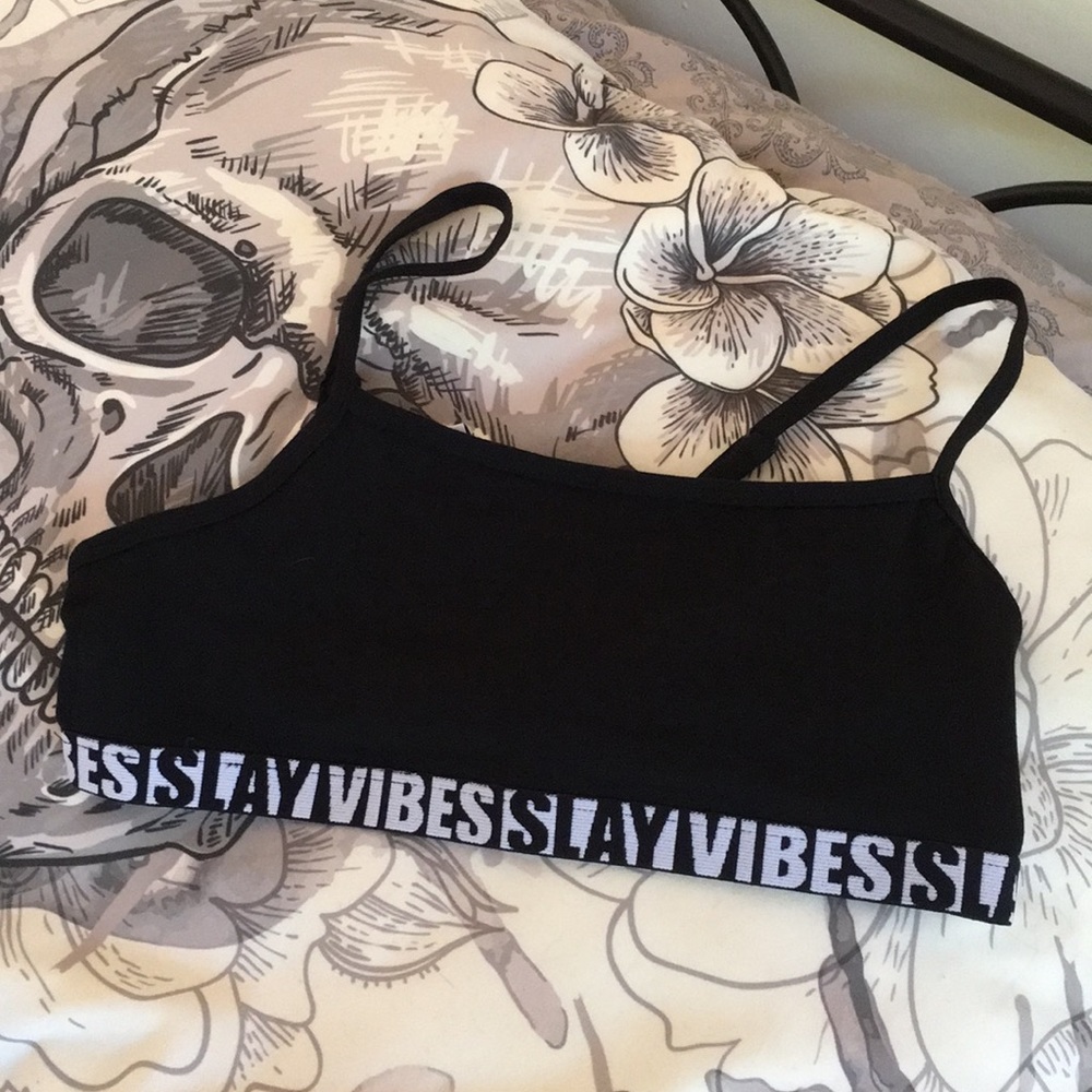 Sporty Bra w/ Slay & Vibes Trim